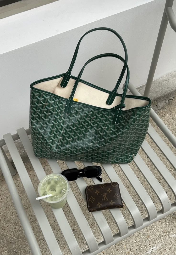 Geneva Reversible Tote