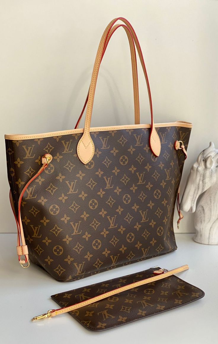 Tote – Signature Edition